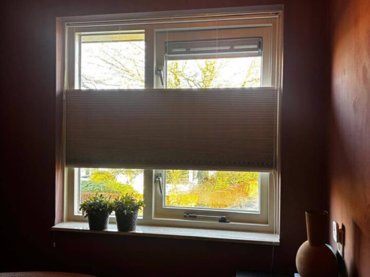 Complete metamorfose met PVC visgraat en plisses foto 11